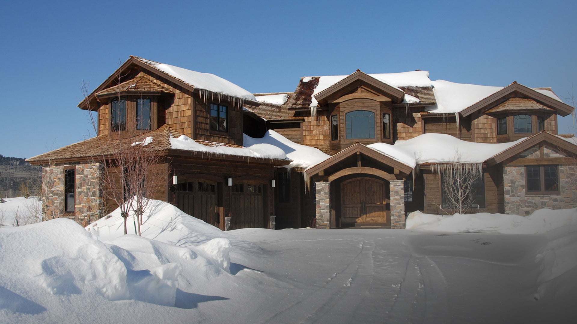 Residential & Commercial Snow Plowing Service